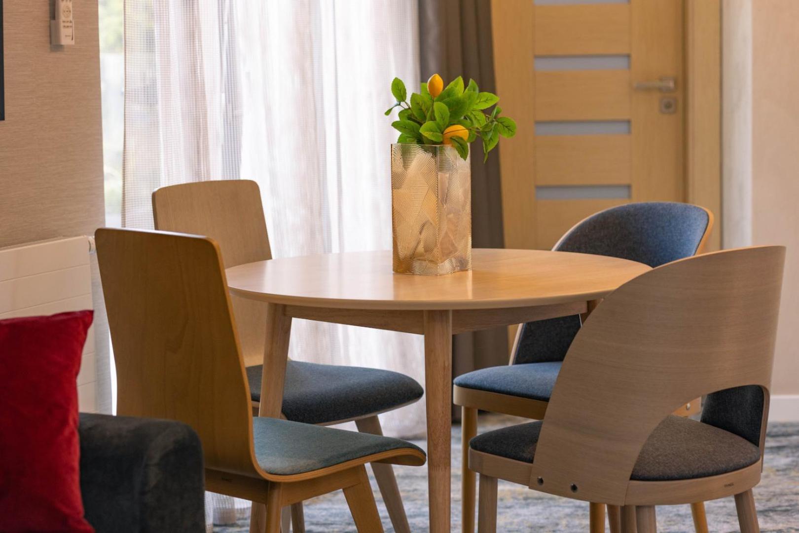 Boulevard Boutique Suites 莱鲍 外观 照片
