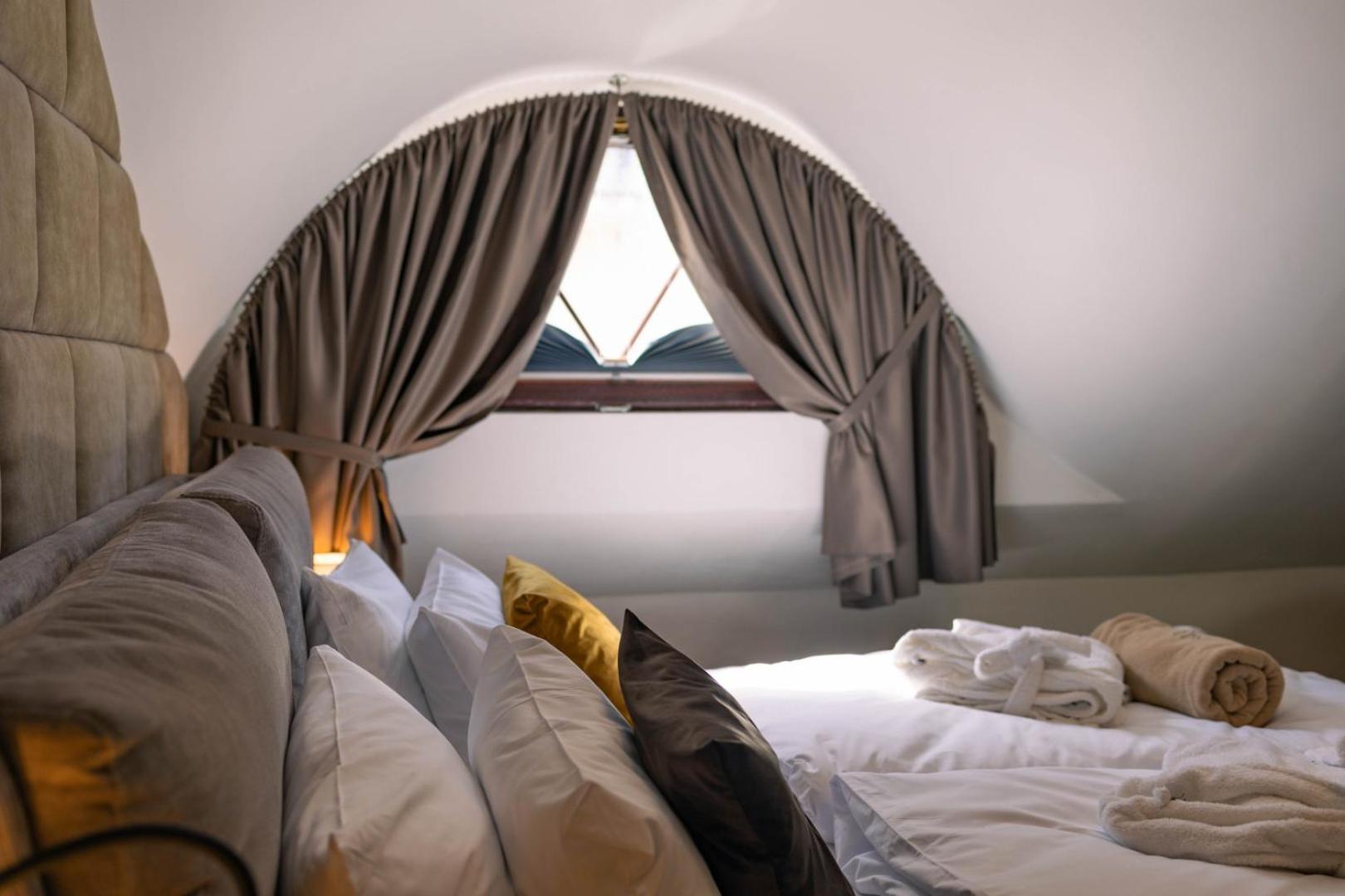 Boulevard Boutique Suites 莱鲍 外观 照片
