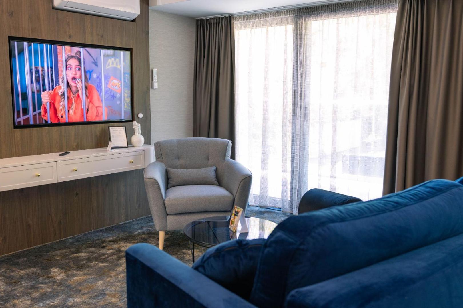 Boulevard Boutique Suites 莱鲍 外观 照片